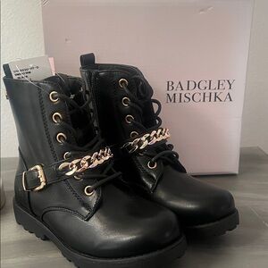 Badgley Mischka Kids Black Boots with Gold Chain